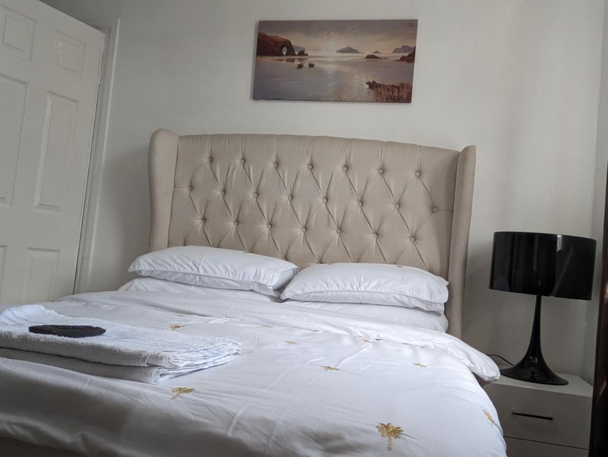 The Saxon Rooms Barking  Esterno foto